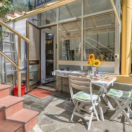House Near Porto Vecchio With Private Courtyard And Bike - Happy Sanremo