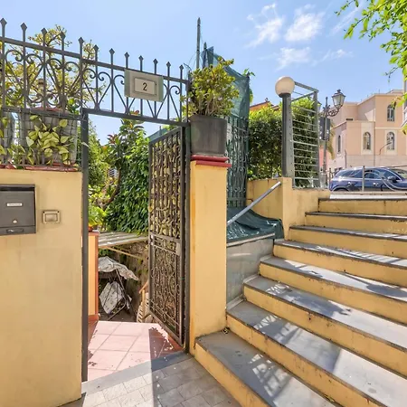 House Near Porto Vecchio With Private Courtyard And Bike - Happy Apartment *